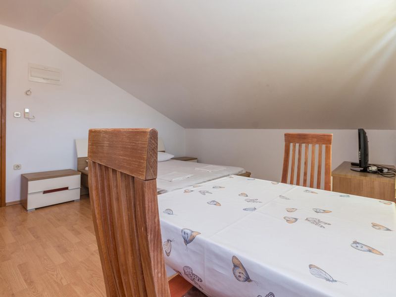 23750492-Ferienwohnung-2-Pakostane-800x600-2