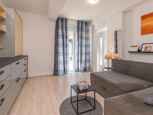 23759032-Ferienwohnung-9-Pakostane-300x225-3