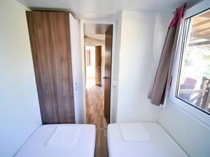 23107273-Ferienwohnung-6-Pakostane-300x225-5