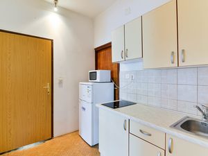 23151791-Ferienwohnung-2-Pakostane-300x225-3