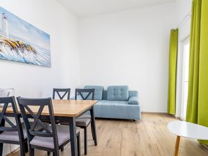 23699664-Ferienwohnung-4-Pakostane-300x225-1