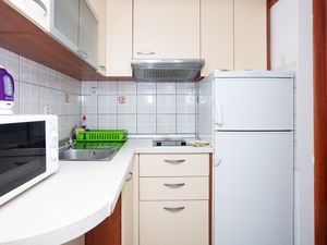 23955533-Ferienwohnung-5-Pakostane-300x225-1