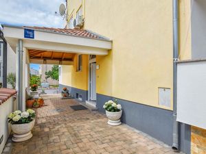 24031457-Ferienwohnung-3-Pakostane-300x225-5