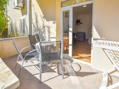 Ferienwohnung für 3 Personen (25 m²) in Pakostane 2/10