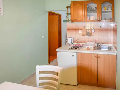 Ferienwohnung für 3 Personen (28 m²) in Pakostane 10/10