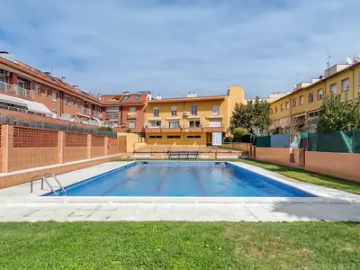 PoolOfHouse