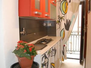 23438683-Ferienwohnung-2-Palermo-300x225-0