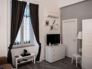 22490085-Ferienwohnung-4-Palermo-300x225-5