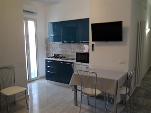 23438621-Ferienwohnung-6-Palermo-300x225-5