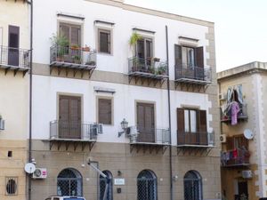 21593535-Ferienwohnung-3-Palermo-300x225-3