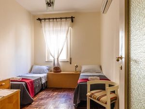 21593663-Ferienwohnung-6-Palermo-300x225-0