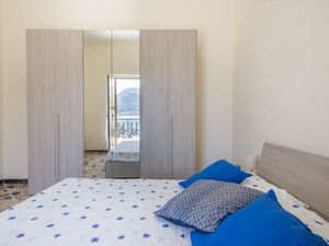 21995355-Ferienwohnung-4-Palermo-300x225-5