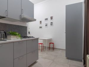 23352273-Ferienwohnung-4-Palermo-300x225-3