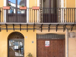 23426567-Ferienwohnung-2-Palermo-300x225-3