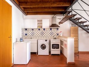 23426567-Ferienwohnung-2-Palermo-300x225-3