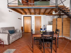 23426567-Ferienwohnung-2-Palermo-300x225-1