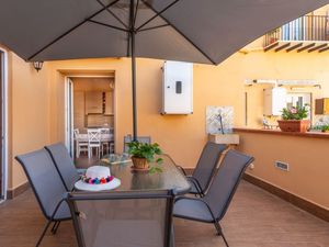 Ferienwohnung für 4 Personen (100 m²) in Palermo