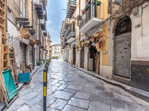 23458352-Ferienwohnung-4-Palermo-300x225-1