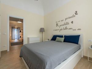 23496817-Ferienwohnung-4-Palermo-300x225-4