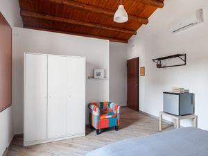 23543432-Ferienwohnung-2-Palermo-300x225-1