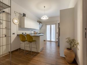 23543444-Ferienwohnung-6-Palermo-300x225-4