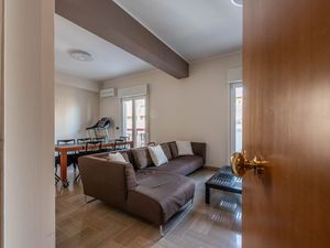 23543444-Ferienwohnung-6-Palermo-300x225-2