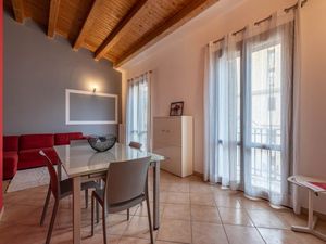 23565235-Ferienwohnung-2-Palermo-300x225-4