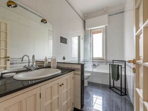 23568634-Ferienwohnung-4-Palermo-300x225-1