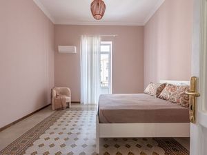 23663616-Ferienwohnung-6-Palermo-300x225-3