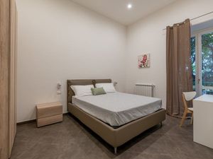 23671692-Ferienwohnung-8-Palermo-300x225-4