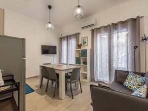 23691707-Ferienwohnung-4-Palermo-300x225-1