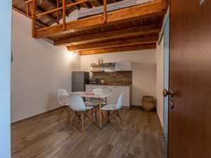 23699442-Ferienwohnung-2-Palermo-300x225-5