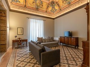 23831226-Ferienwohnung-5-Palermo-300x225-0