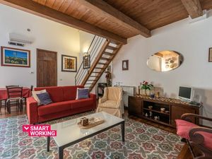 23986322-Ferienwohnung-4-Palermo-300x225-1