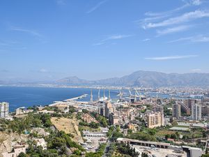 23766073-Ferienwohnung-4-Palermo-300x225-5