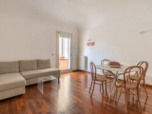 24014268-Ferienwohnung-4-Palermo-300x225-3