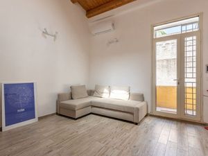 24014270-Ferienwohnung-4-Palermo-300x225-1