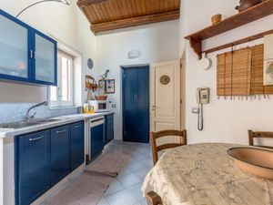 21593477-Ferienwohnung-4-Palermo-300x225-4