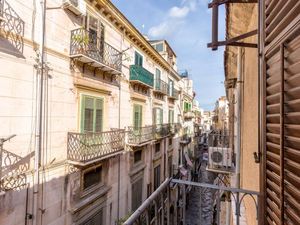 21593477-Ferienwohnung-4-Palermo-300x225-1