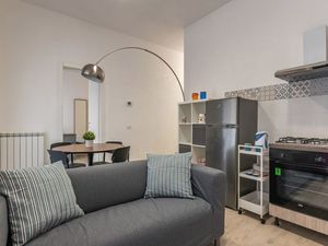 24036083-Ferienwohnung-4-Palermo-300x225-2