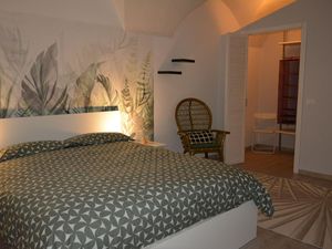 24037914-Ferienwohnung-6-Palermo-300x225-3