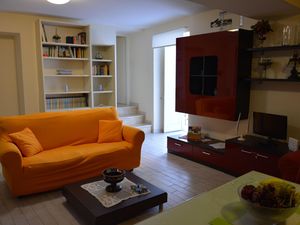 24037969-Ferienwohnung-6-Palermo-300x225-2