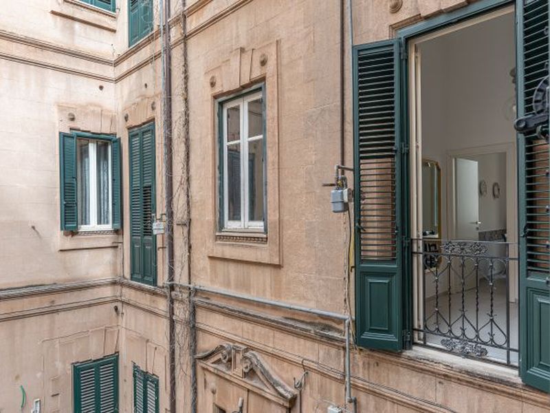 24036085-Ferienwohnung-7-Palermo-800x600-2