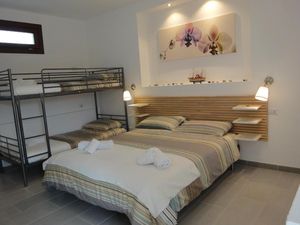 22437273-Ferienwohnung-4-Palinuro-300x225-4