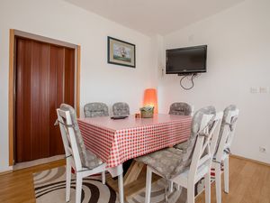 18954757-Ferienwohnung-8-Palit-300x225-3