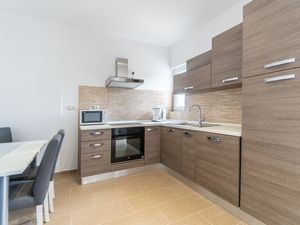 23156861-Ferienwohnung-3-Palit-300x225-3