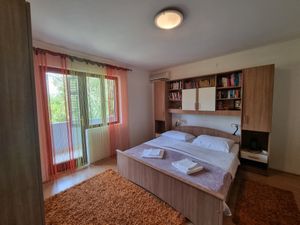 23695186-Ferienwohnung-5-Palit-300x225-5