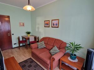 23961577-Ferienwohnung-2-Palit-300x225-1