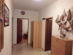 18807744-Ferienwohnung-8-Palit-300x225-2