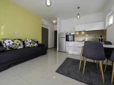 Ferienwohnung für 3 Personen (42 m²) in Palit 3/4